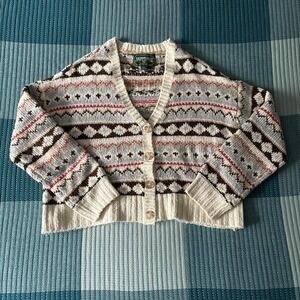 Cozy vintage-style American Eagle knit cardigan